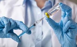 Việt Nam xem xét thử nghiệm vaccine COVID-19 trên người
