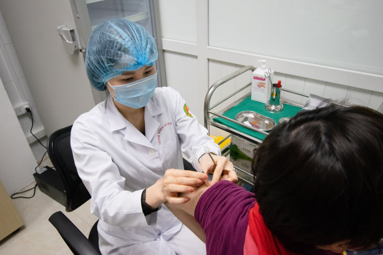 Hoàn tất thử nghiệm vaccine COVID-19 ‘made in VietNam’ giai đoạn 2