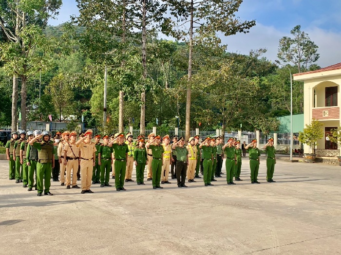 Công an huyện Lắk phát động ra quân cao điểm tấn công trấn áp tội phạm